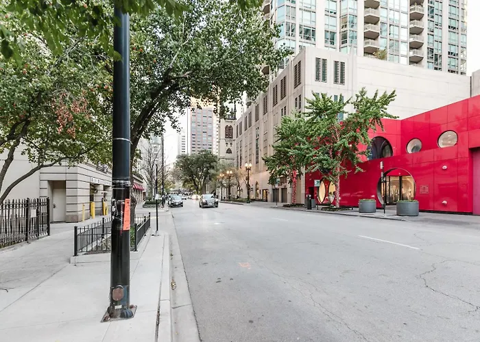 Blueground River North 2bd Chi-1114 *