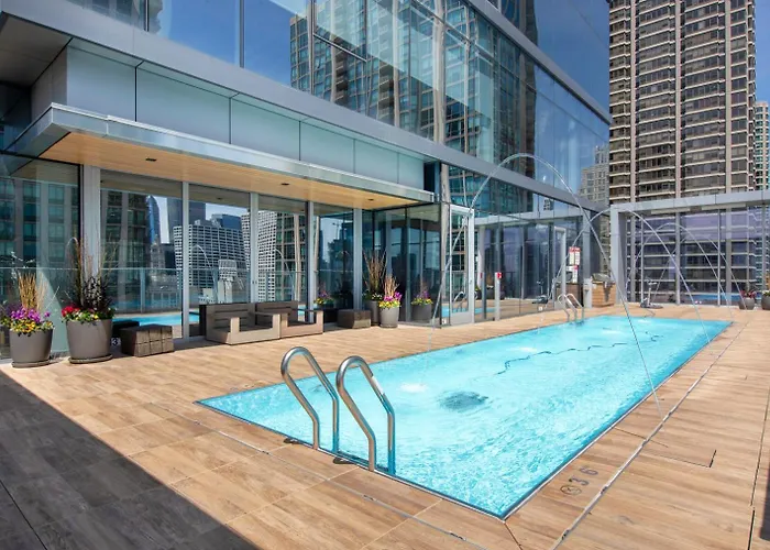 Апартаменты Blueground River North 2bd Chi-1114 *