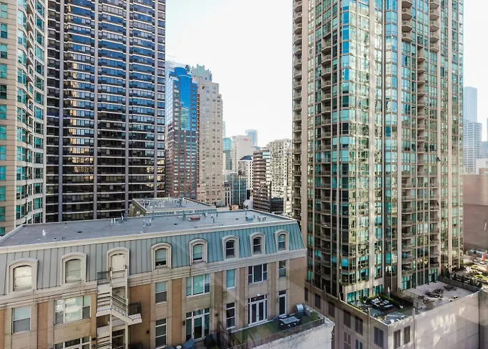 Blueground River North 2bd Chi-1114